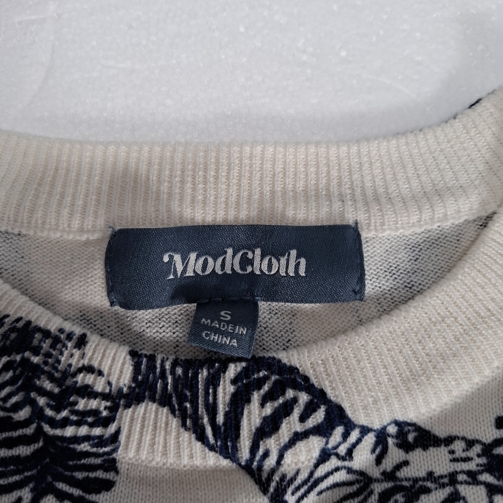 ModCloth Sweater Womens S Cream Blue Tiger Print 3/4 Sleeve Modal Blend Knit - Picture 5 of 10